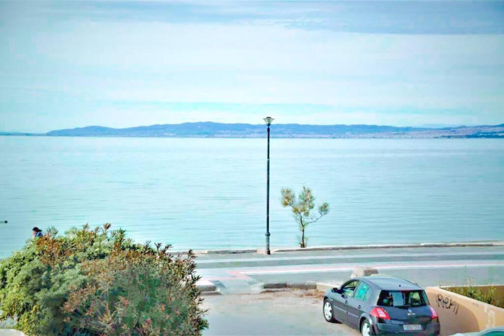 A Wonderful Apartment In Front Of The Sea! Peraía Dış mekan fotoğraf